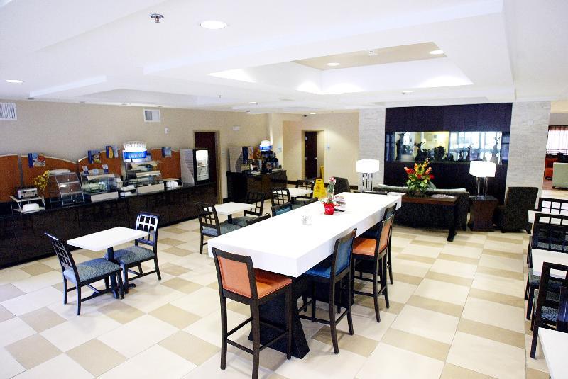 Holiday Inn Express & Suites Havelock Northwest New Bern By Ihg Exteriér fotografie